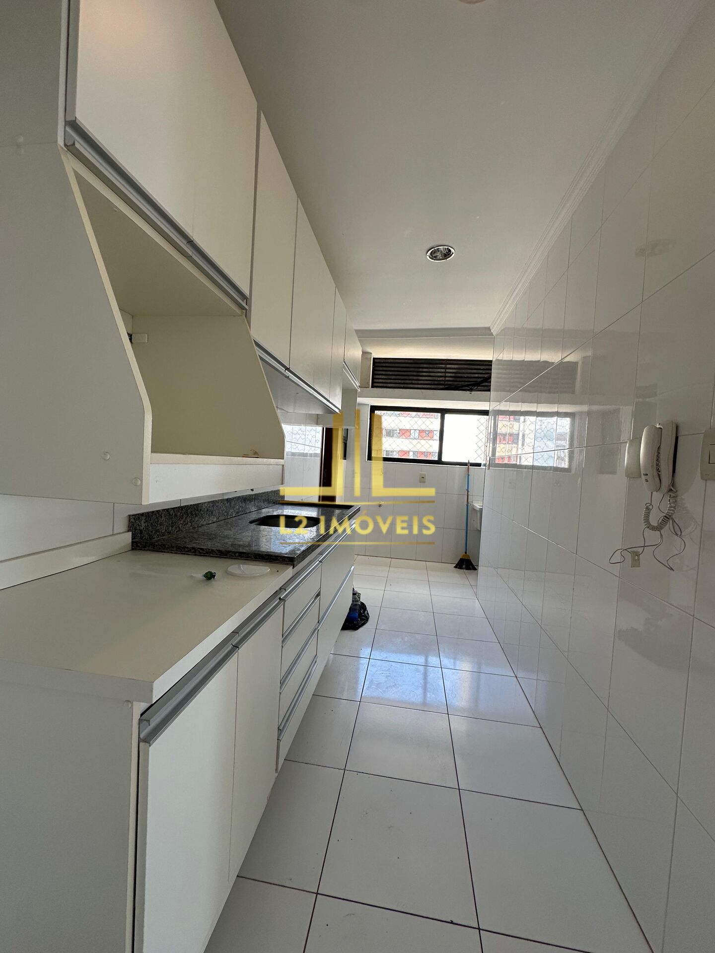 Apartamento à venda com 3 quartos, 90m² - Foto 17