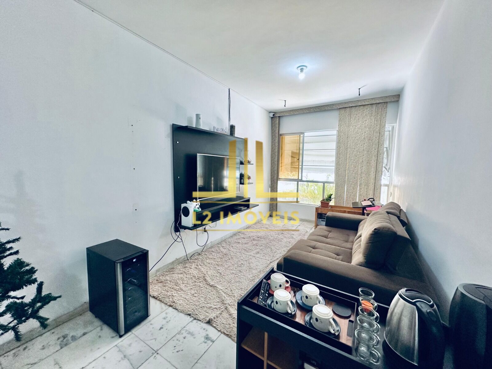Apartamento à venda com 3 quartos, 135m² - Foto 1