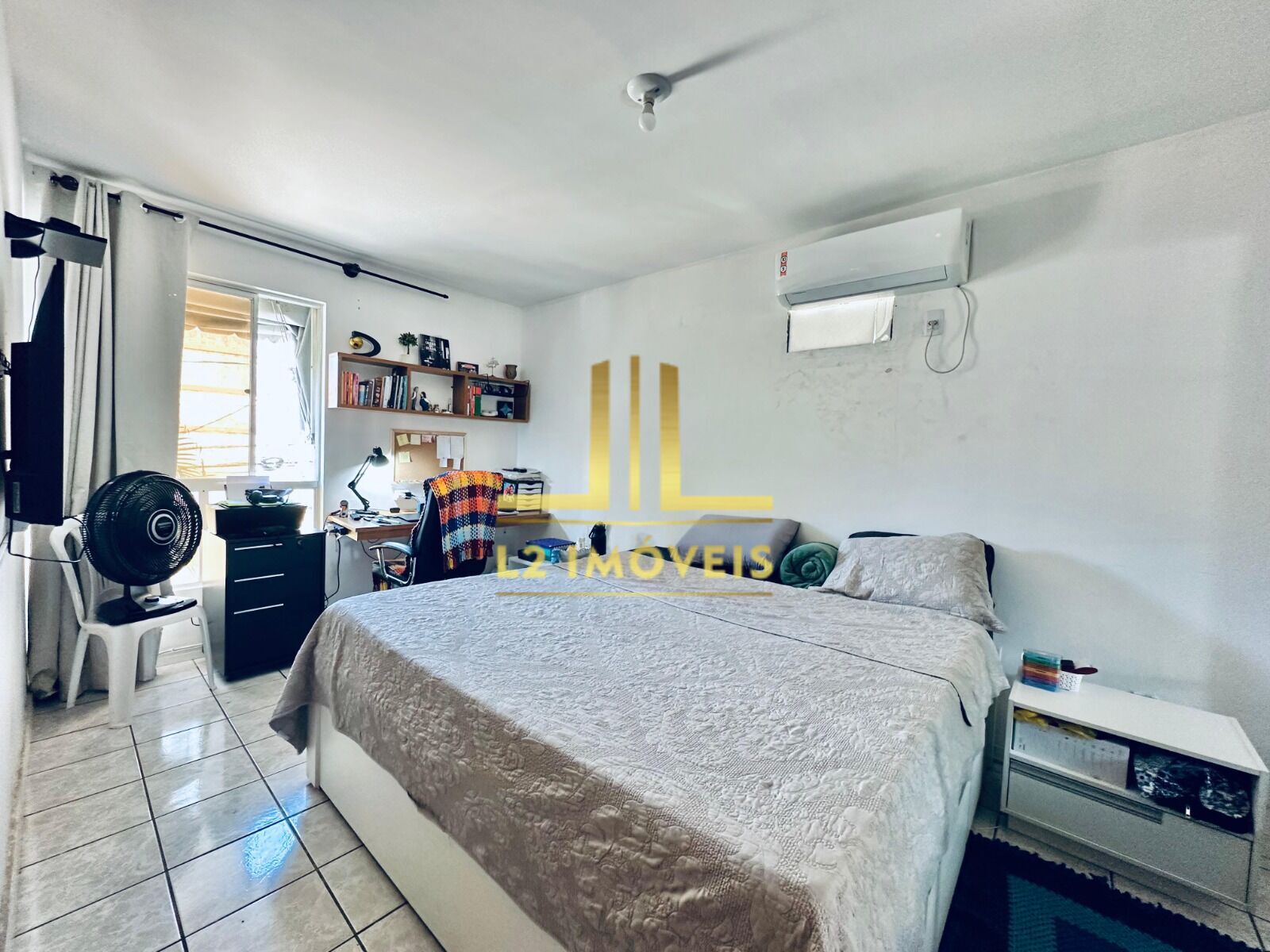 Apartamento à venda com 3 quartos, 135m² - Foto 5