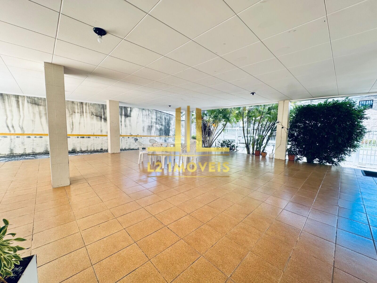 Apartamento à venda com 3 quartos, 135m² - Foto 18