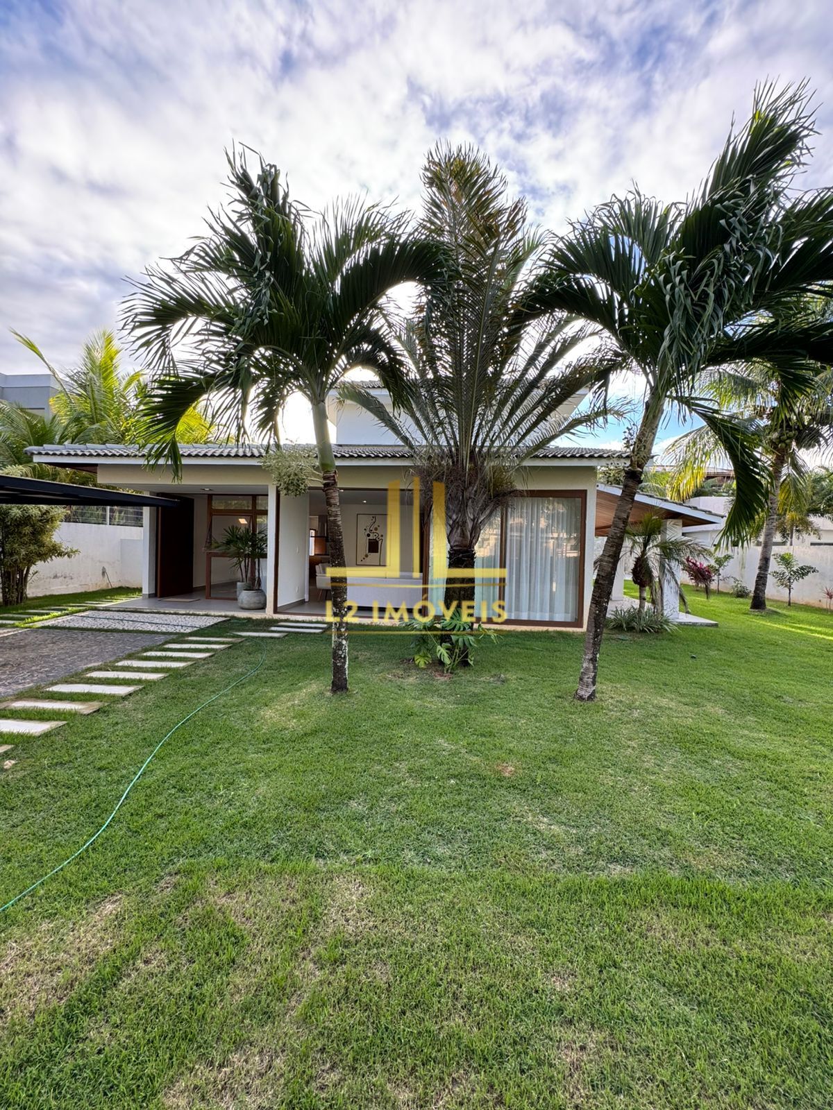 Casa, 4 quartos, 300 m² - Foto 1