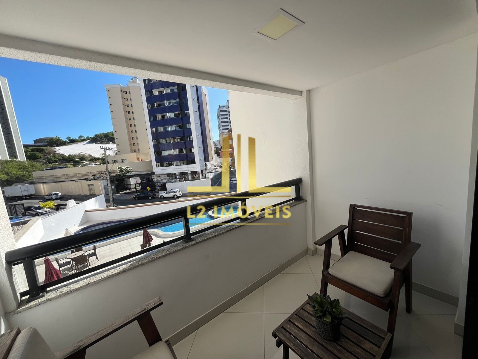 Apartamento à venda com 2 quartos, 60m² - Foto 4