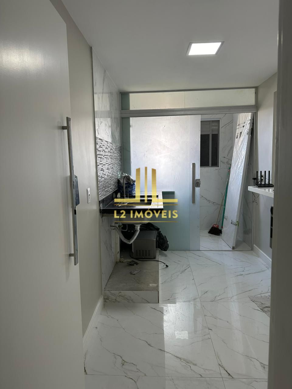 Apartamento à venda com 2 quartos, 49m² - Foto 5