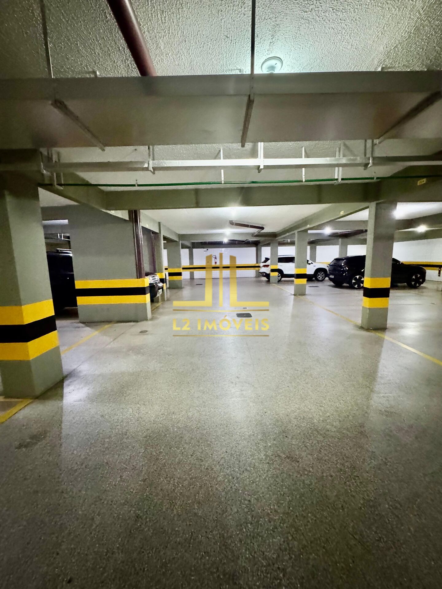 Apartamento à venda com 3 quartos, 183m² - Foto 19