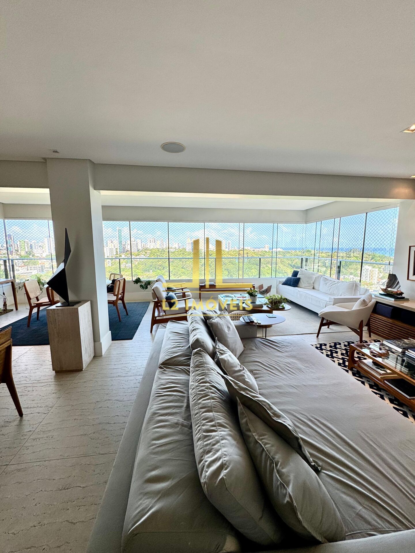 Apartamento à venda com 3 quartos, 183m² - Foto 5