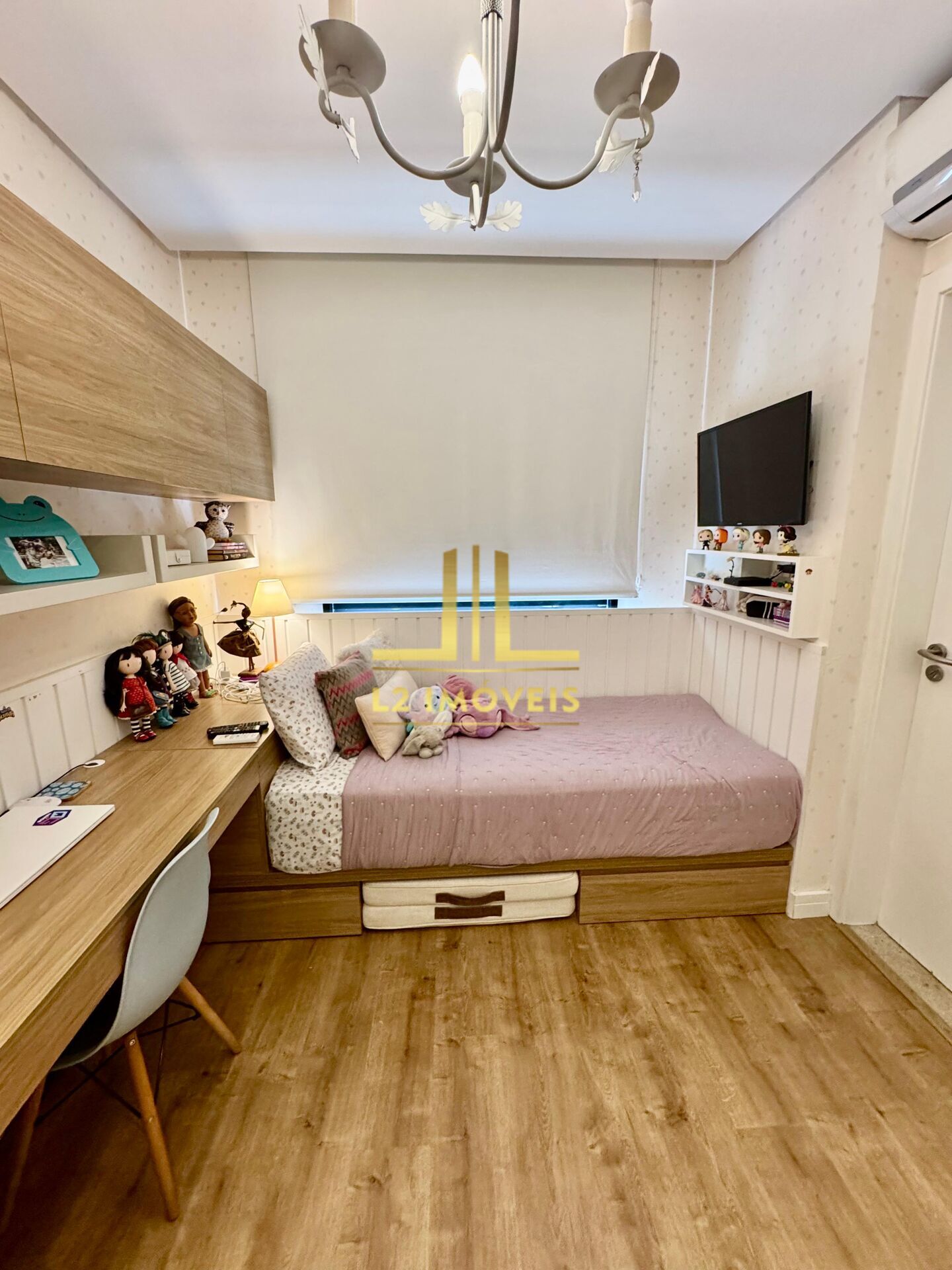 Apartamento à venda com 3 quartos, 183m² - Foto 9