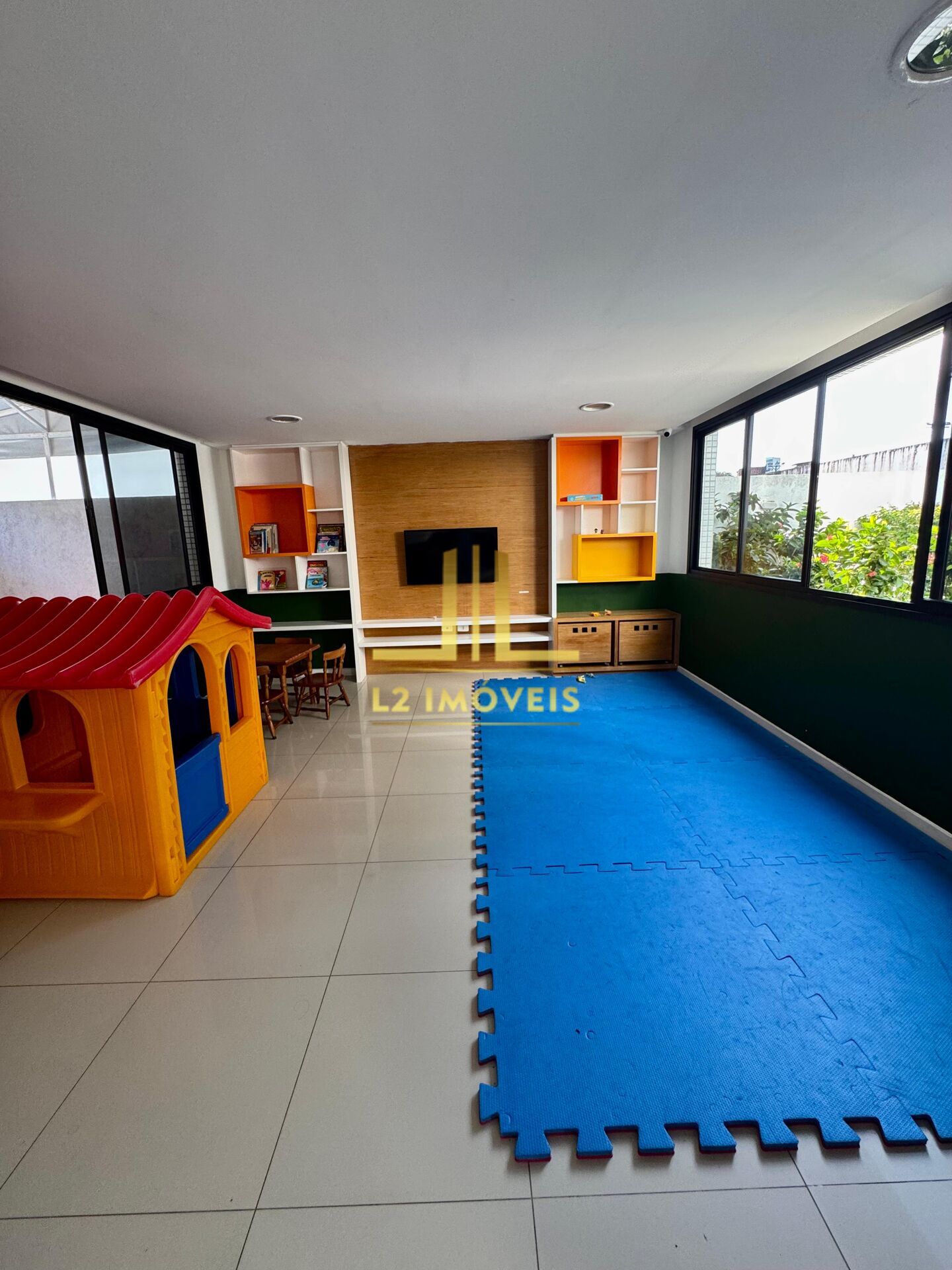 Apartamento à venda com 3 quartos, 183m² - Foto 18