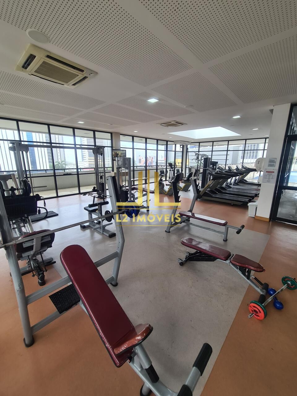 Apartamento à venda com 1 quarto, 50m² - Foto 10
