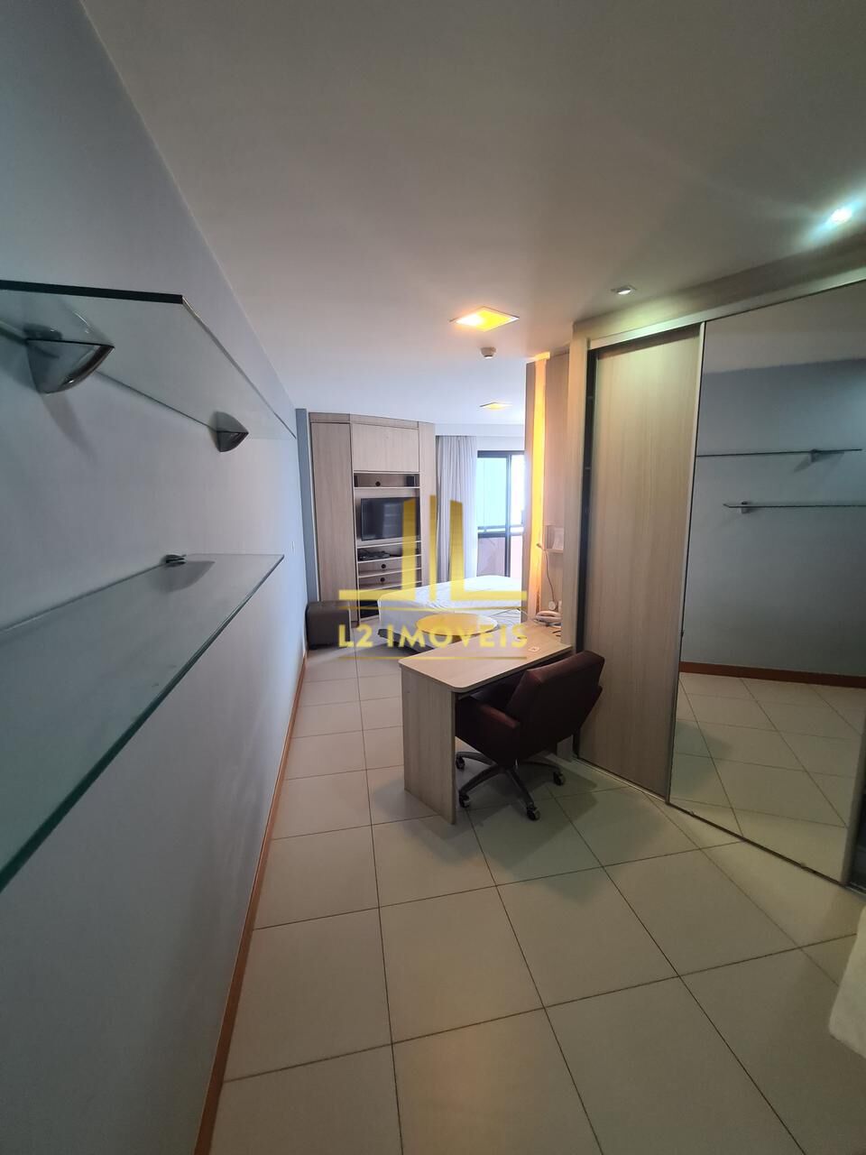 Apartamento à venda com 1 quarto, 50m² - Foto 1