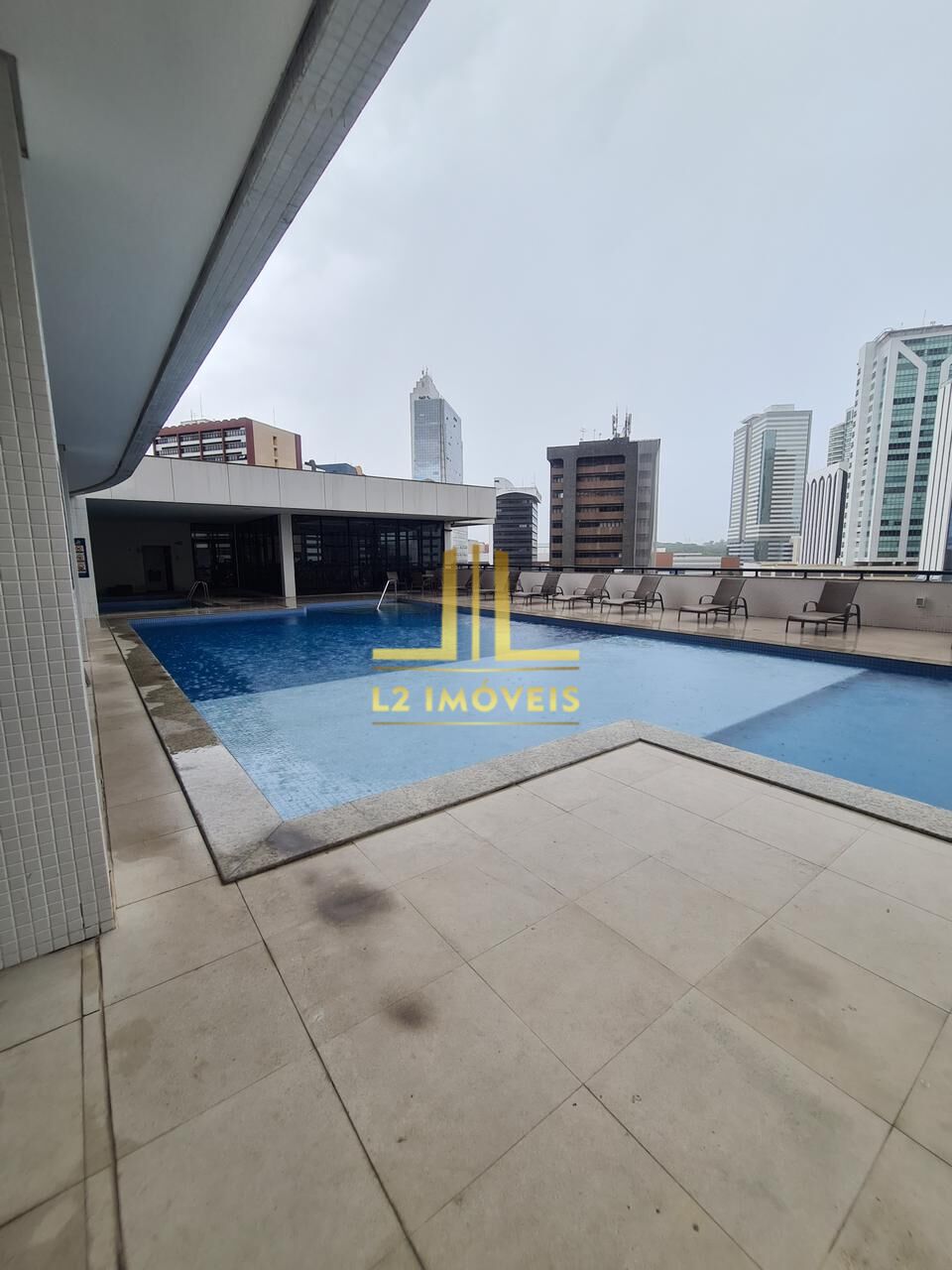 Apartamento à venda com 1 quarto, 50m² - Foto 13