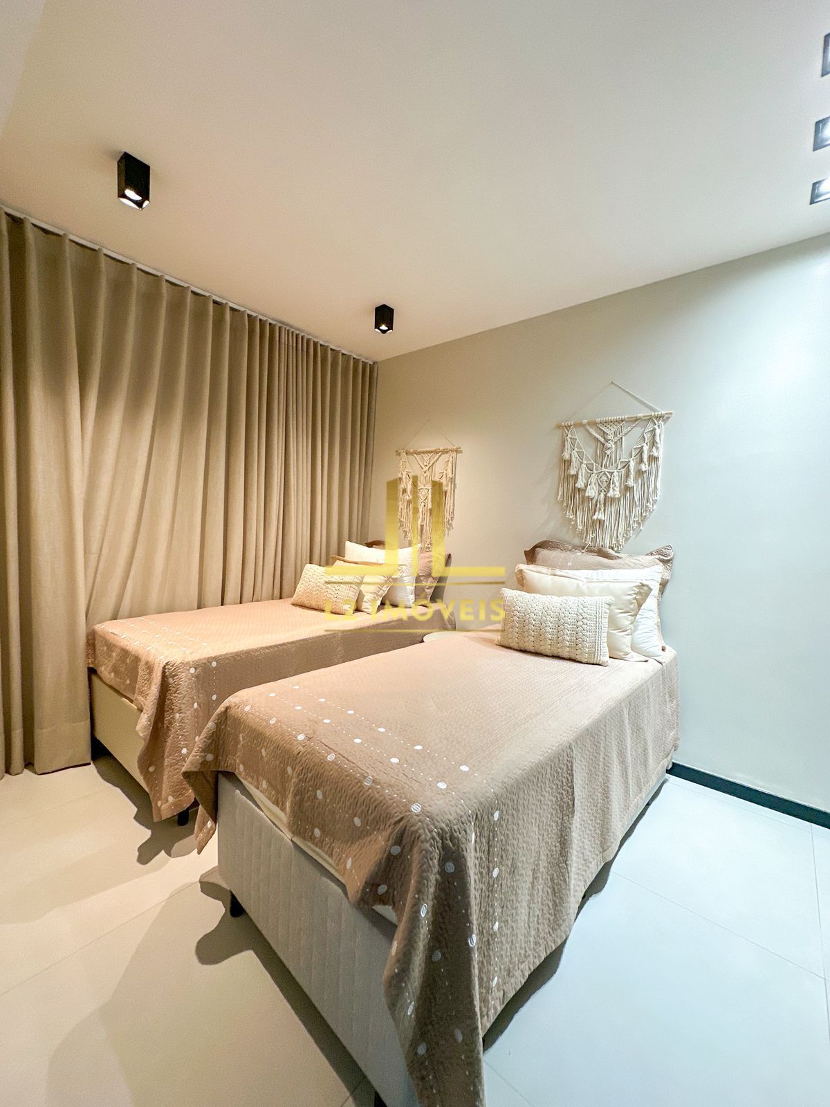 Casa à venda com 2 quartos, 54m² - Foto 9