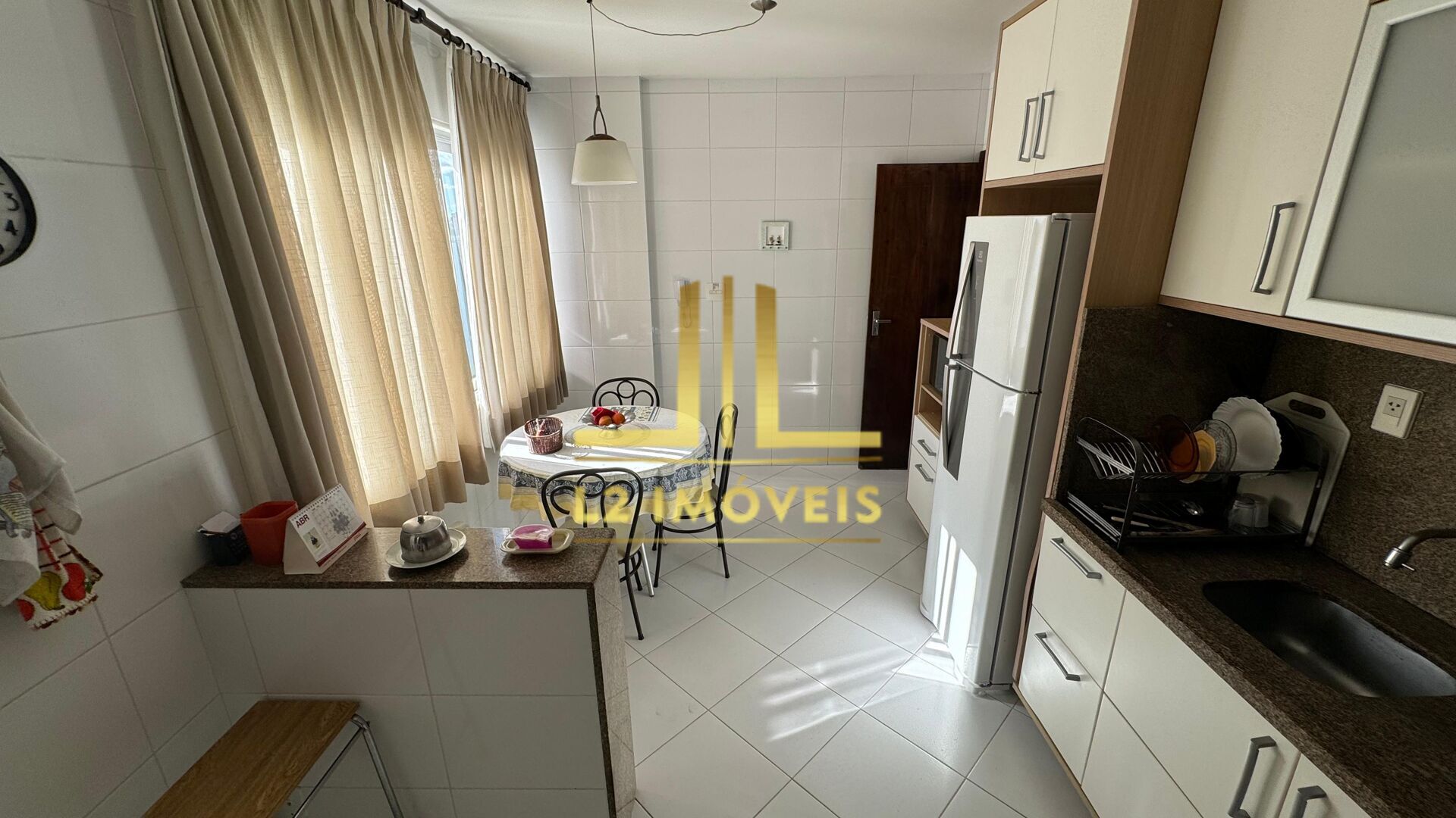 Apartamento à venda com 3 quartos, 154m² - Foto 15