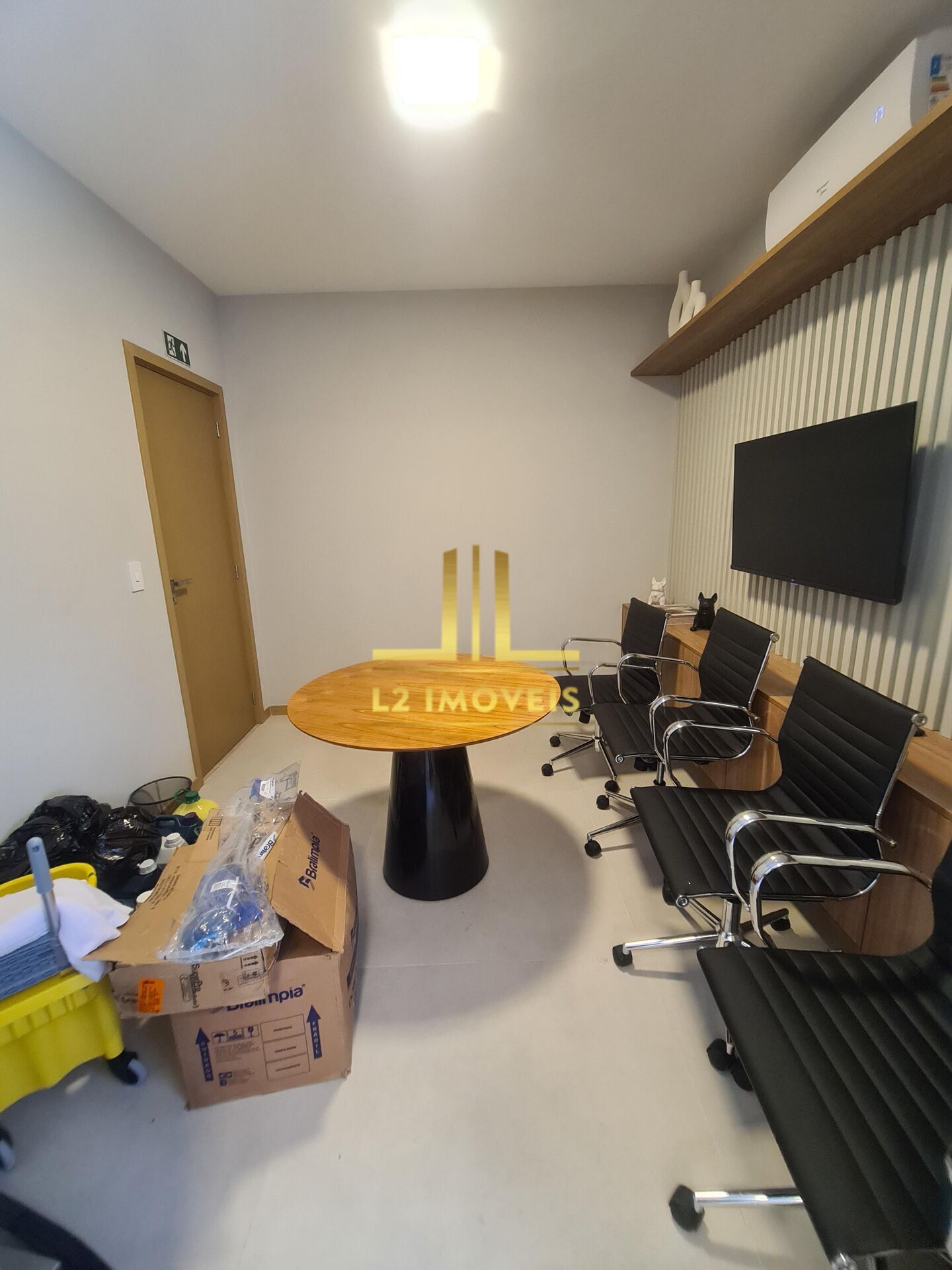 Apartamento à venda com 1 quarto, 27m² - Foto 1