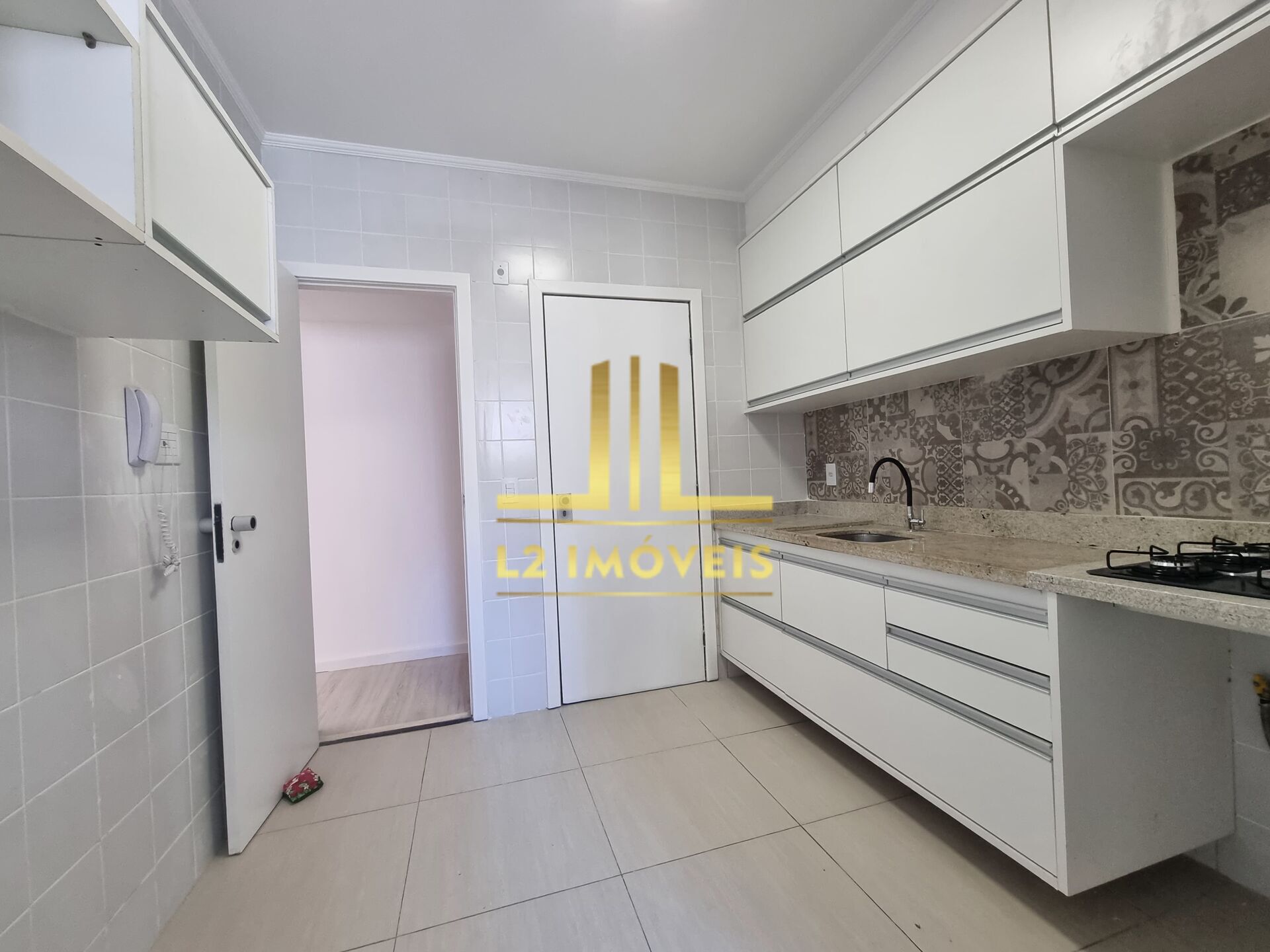 Apartamento à venda com 3 quartos, 94m² - Foto 18