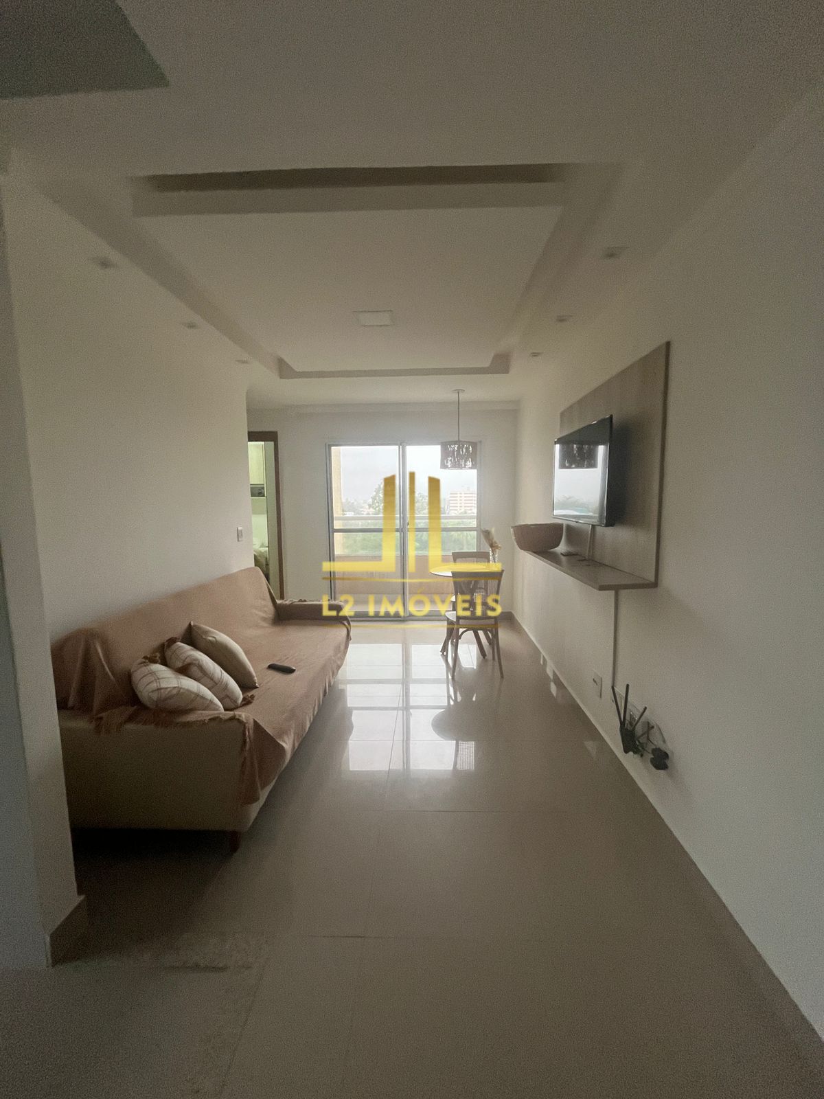 Apartamento à venda com 2 quartos, 56m² - Foto 1