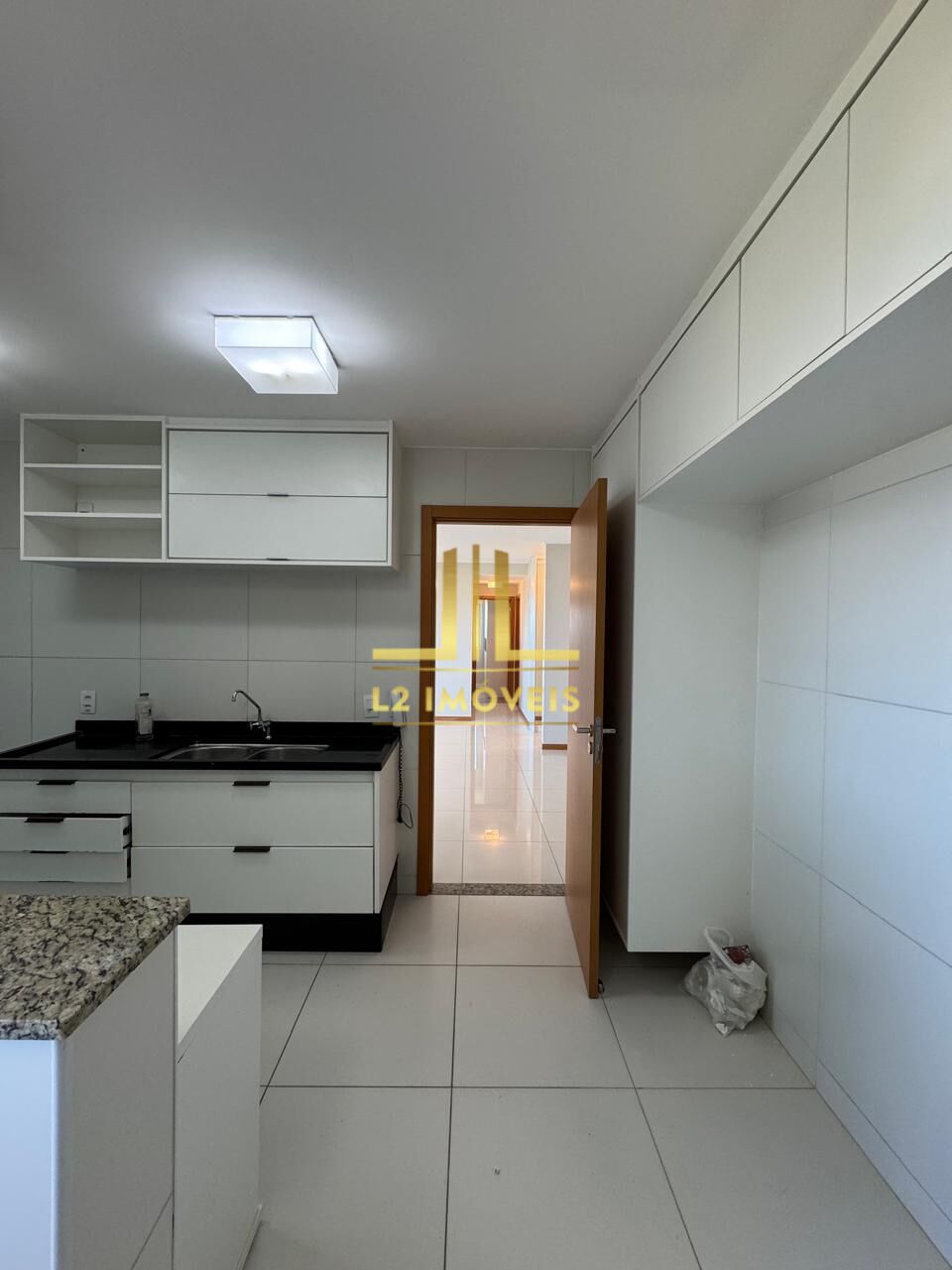 Apartamento à venda com 3 quartos, 142m² - Foto 14