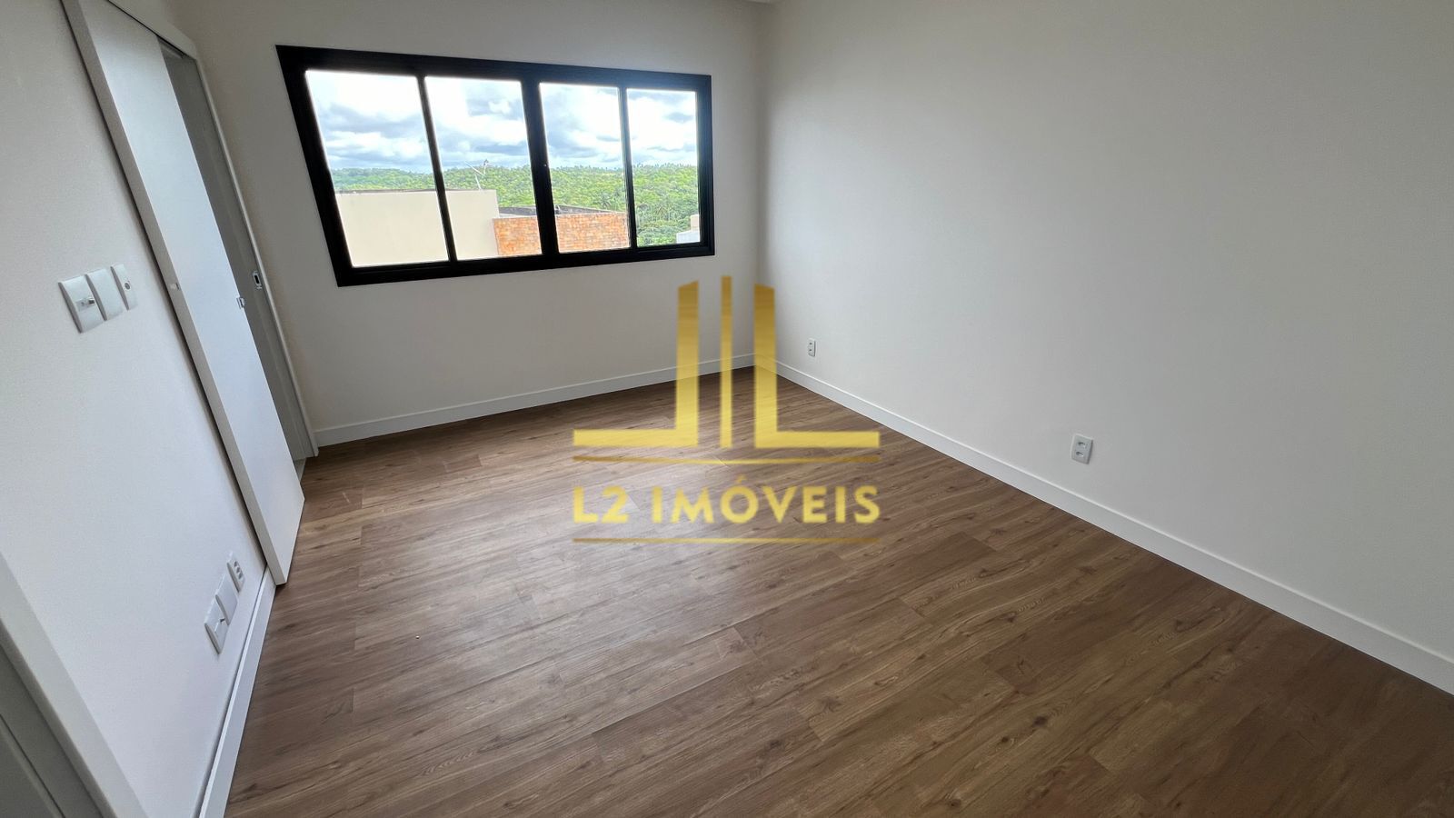 Casa à venda com 4 quartos, 300m² - Foto 13