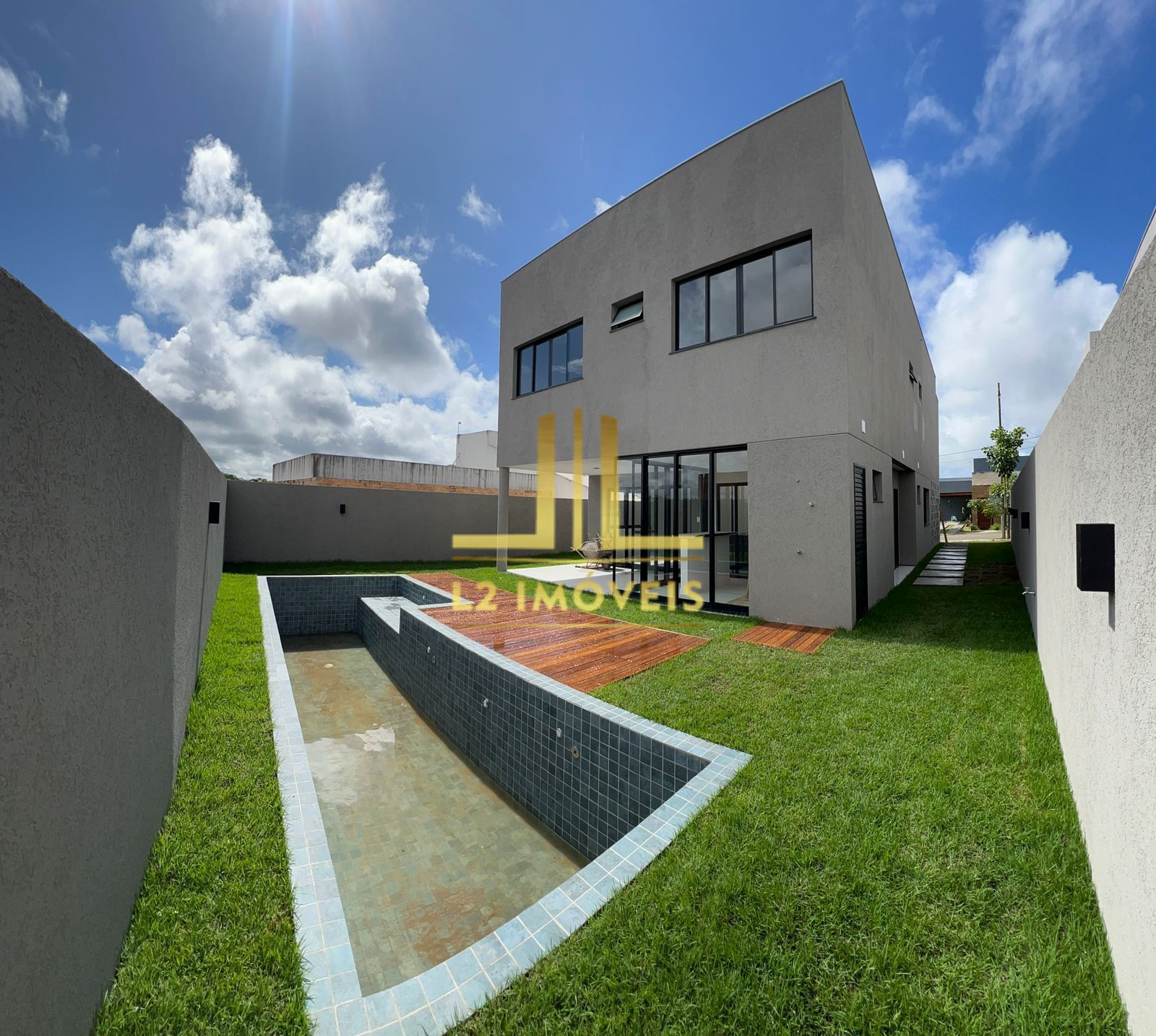 Casa à venda com 4 quartos, 300m² - Foto 5