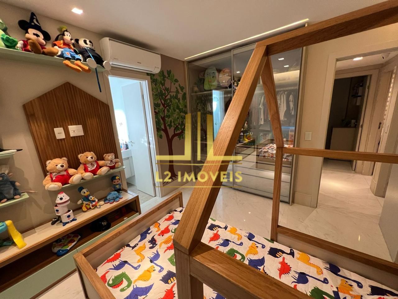 Apartamento à venda com 4 quartos, 210m² - Foto 14