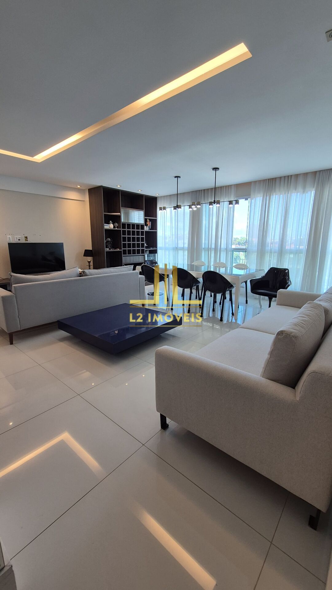Apartamento à venda com 2 quartos, 103m² - Foto 2