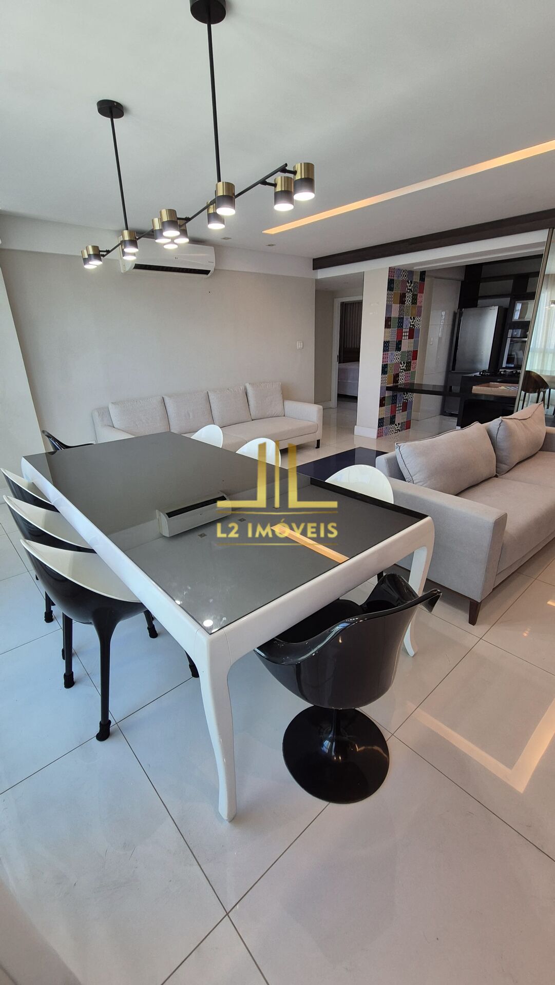 Apartamento à venda com 2 quartos, 103m² - Foto 6