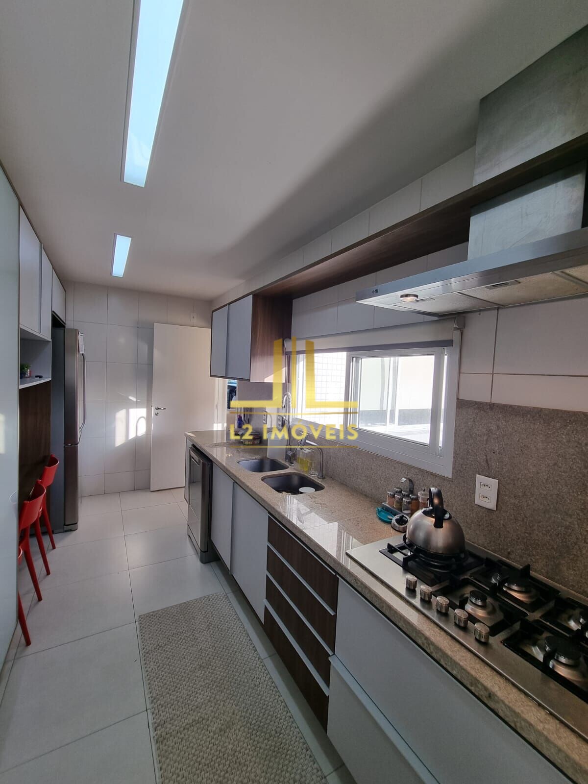 Apartamento à venda com 3 quartos, 188m² - Foto 35