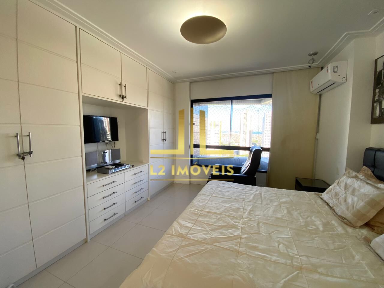 Apartamento à venda com 3 quartos, 243m² - Foto 16