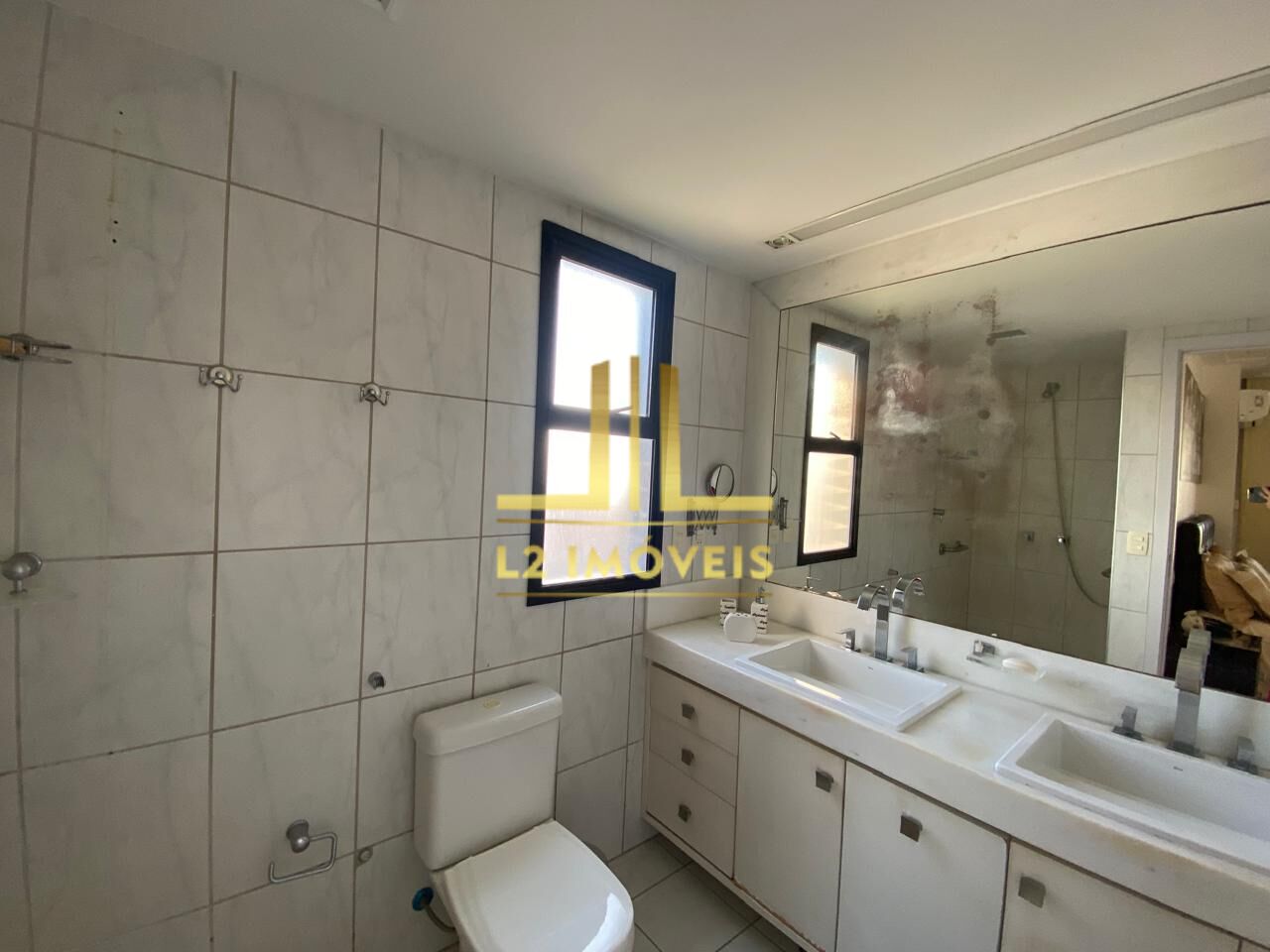 Apartamento à venda com 3 quartos, 243m² - Foto 25