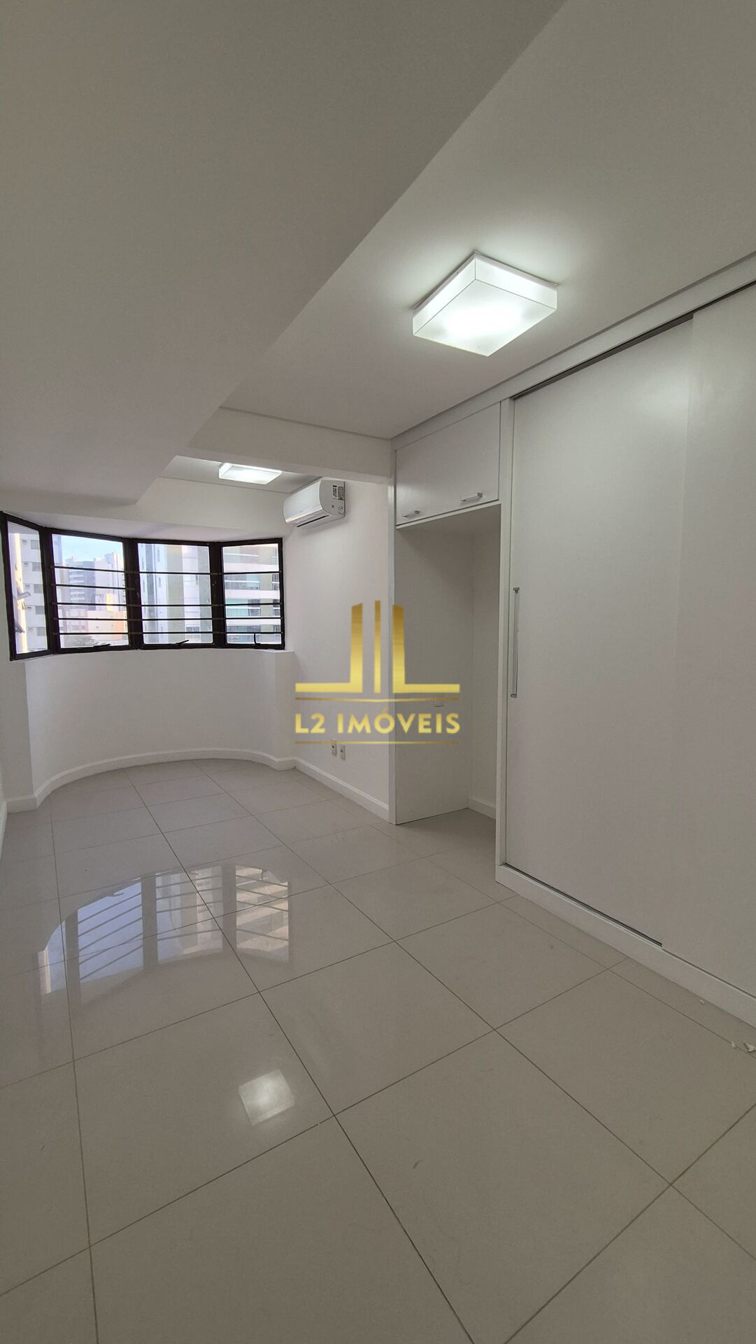 Apartamento à venda com 4 quartos, 152m² - Foto 5