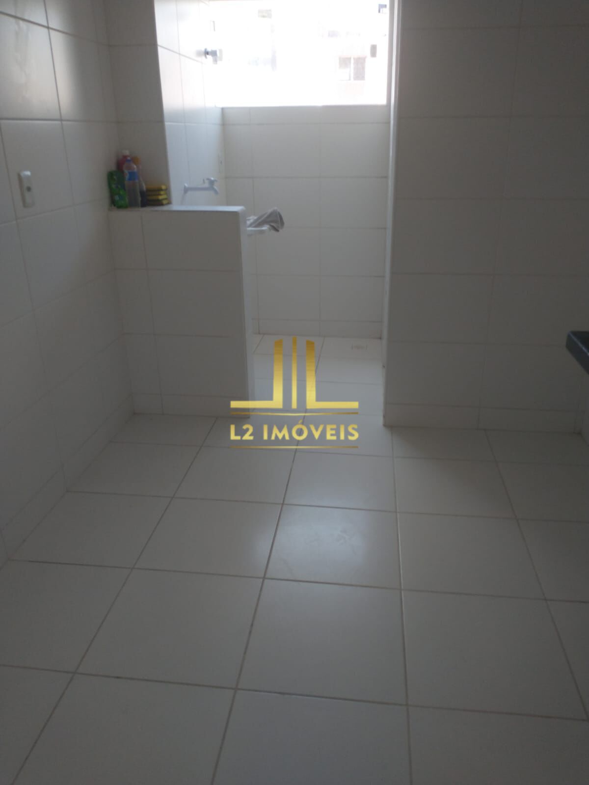 Apartamento à venda com 2 quartos, 70m² - Foto 5