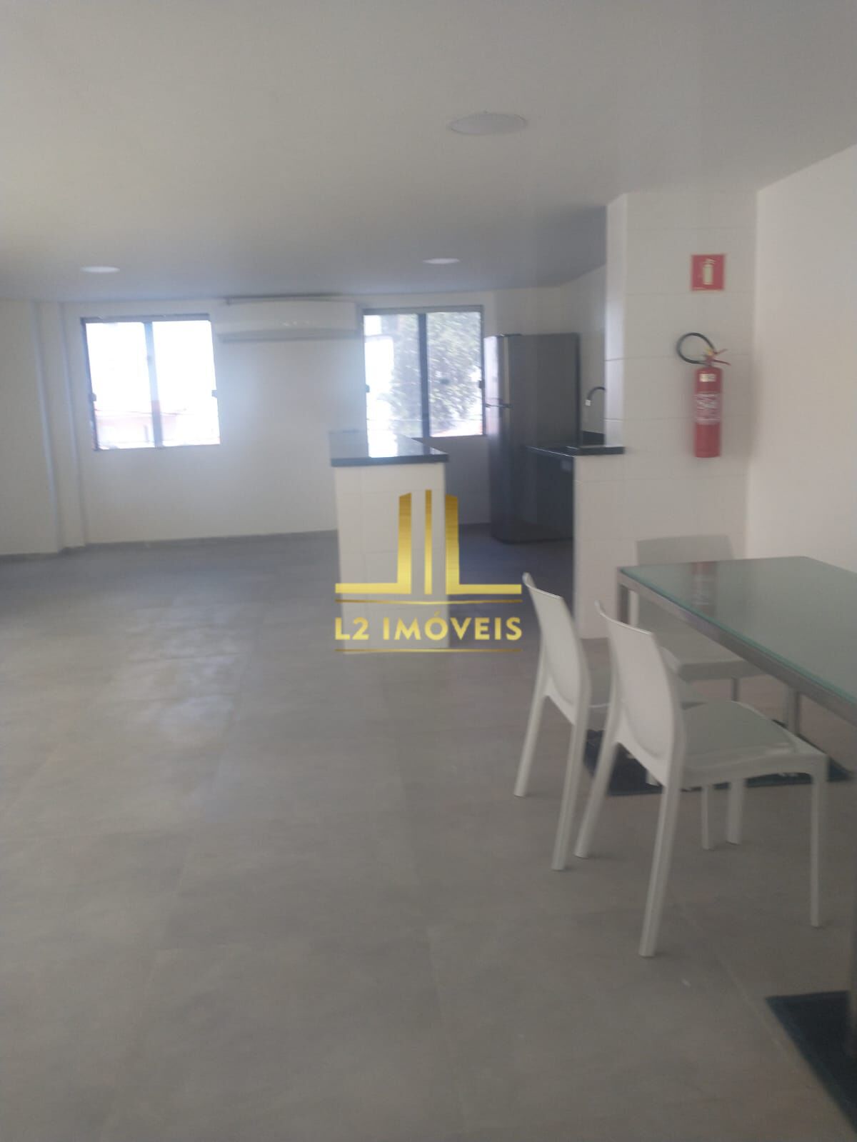 Apartamento à venda com 2 quartos, 70m² - Foto 12