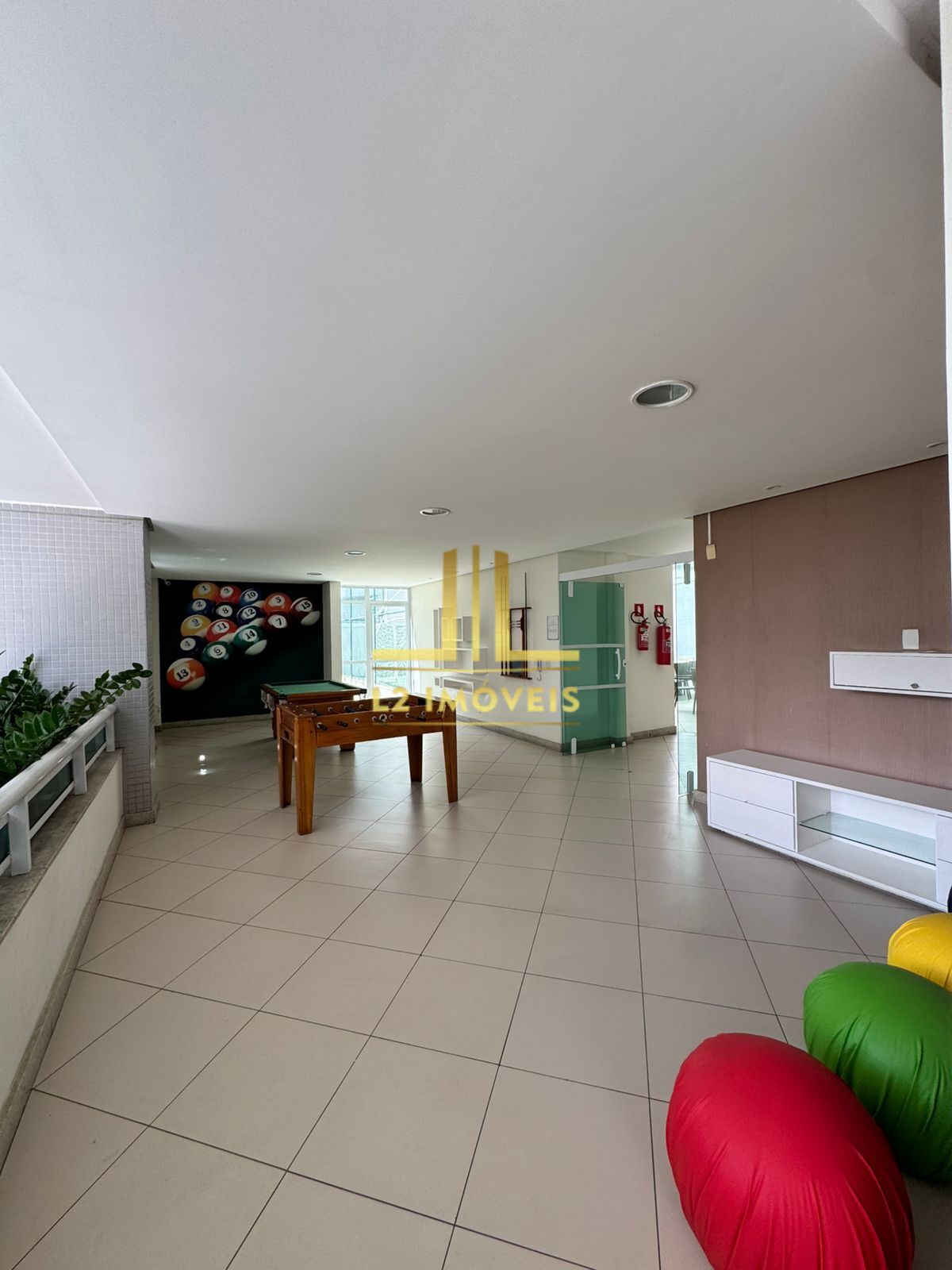 Apartamento à venda com 3 quartos, 91m² - Foto 25
