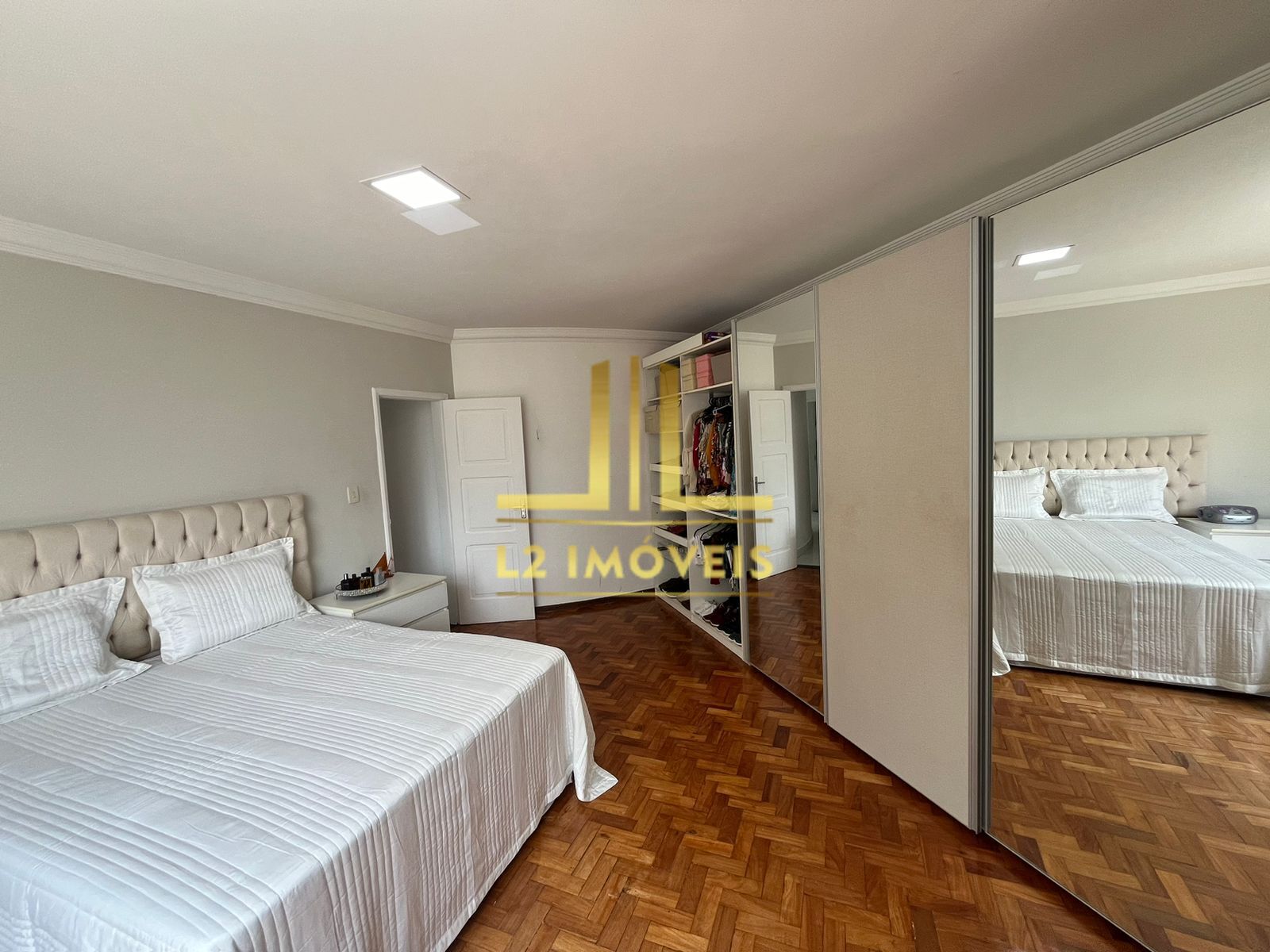 Apartamento - Vila Laura