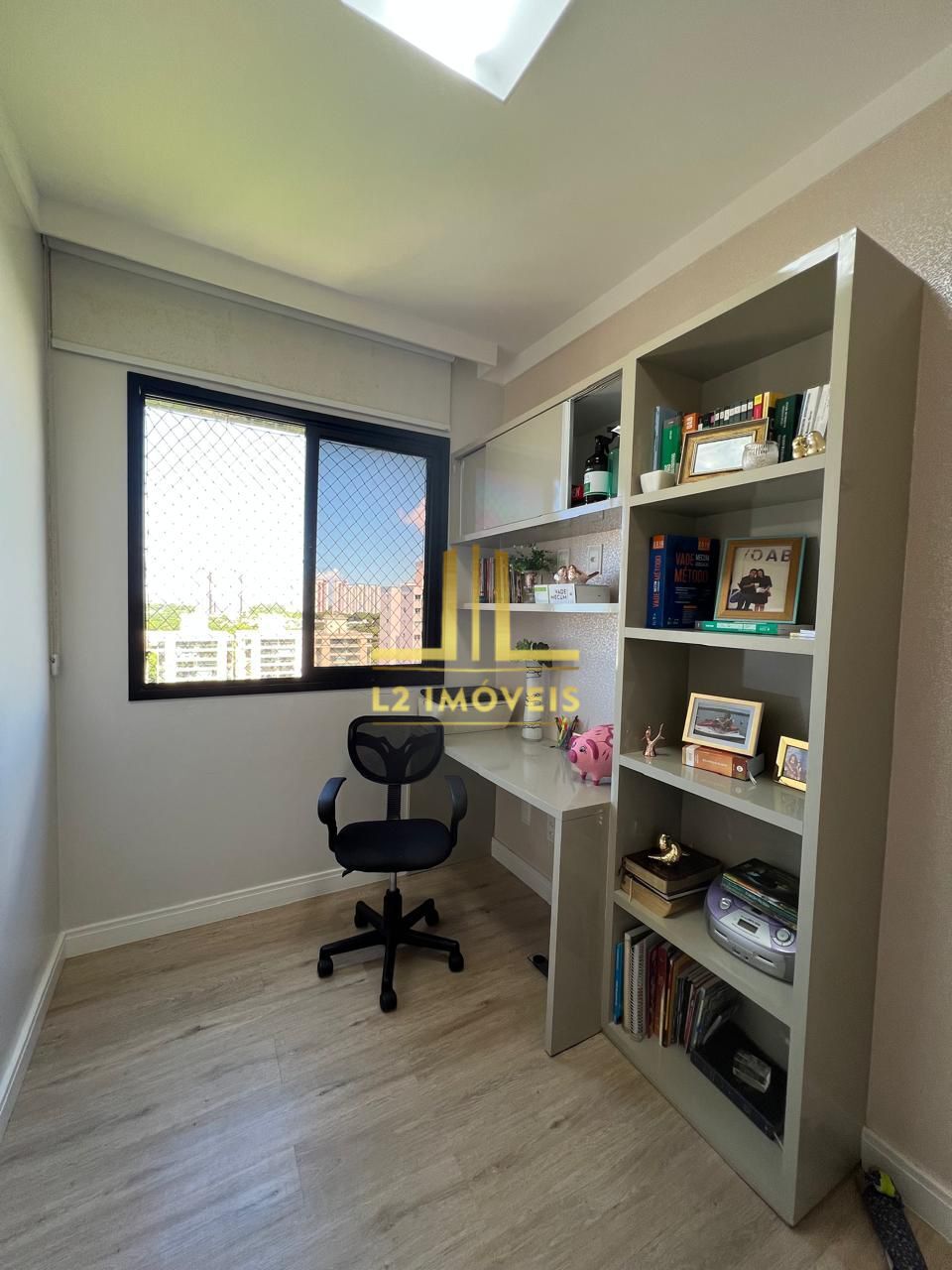 Apartamento para alugar com 3 quartos, 109m² - Foto 18