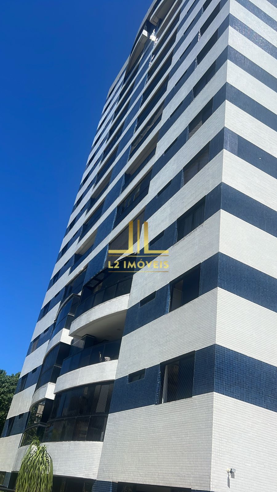 Apartamento para alugar com 3 quartos, 109m² - Foto 29