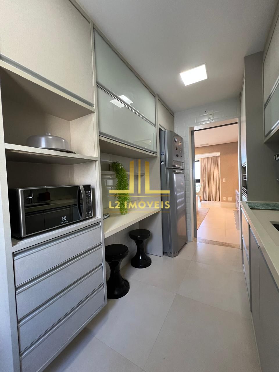 Apartamento para alugar com 3 quartos, 109m² - Foto 21