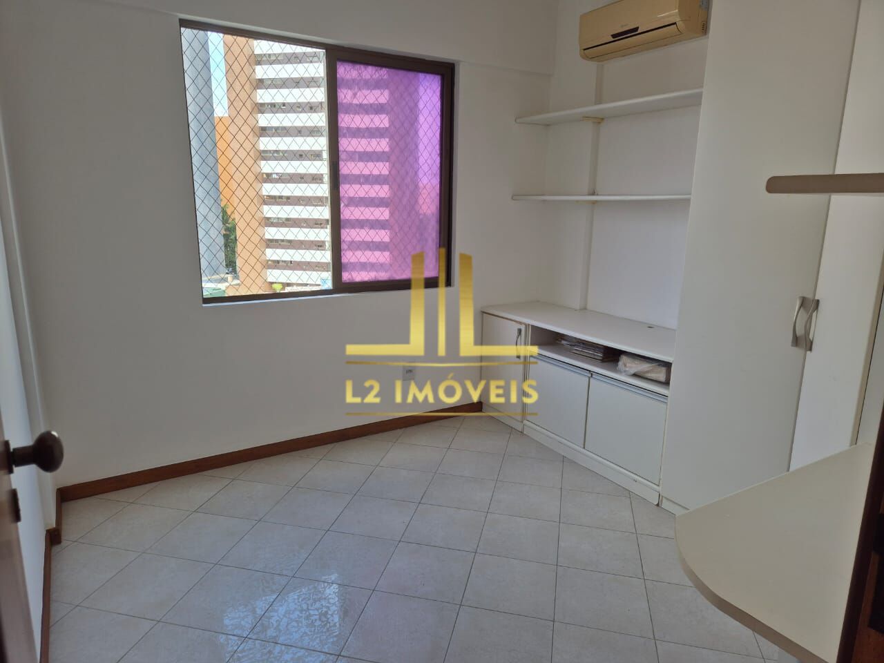 Apartamento à venda com 2 quartos, 71m² - Foto 10