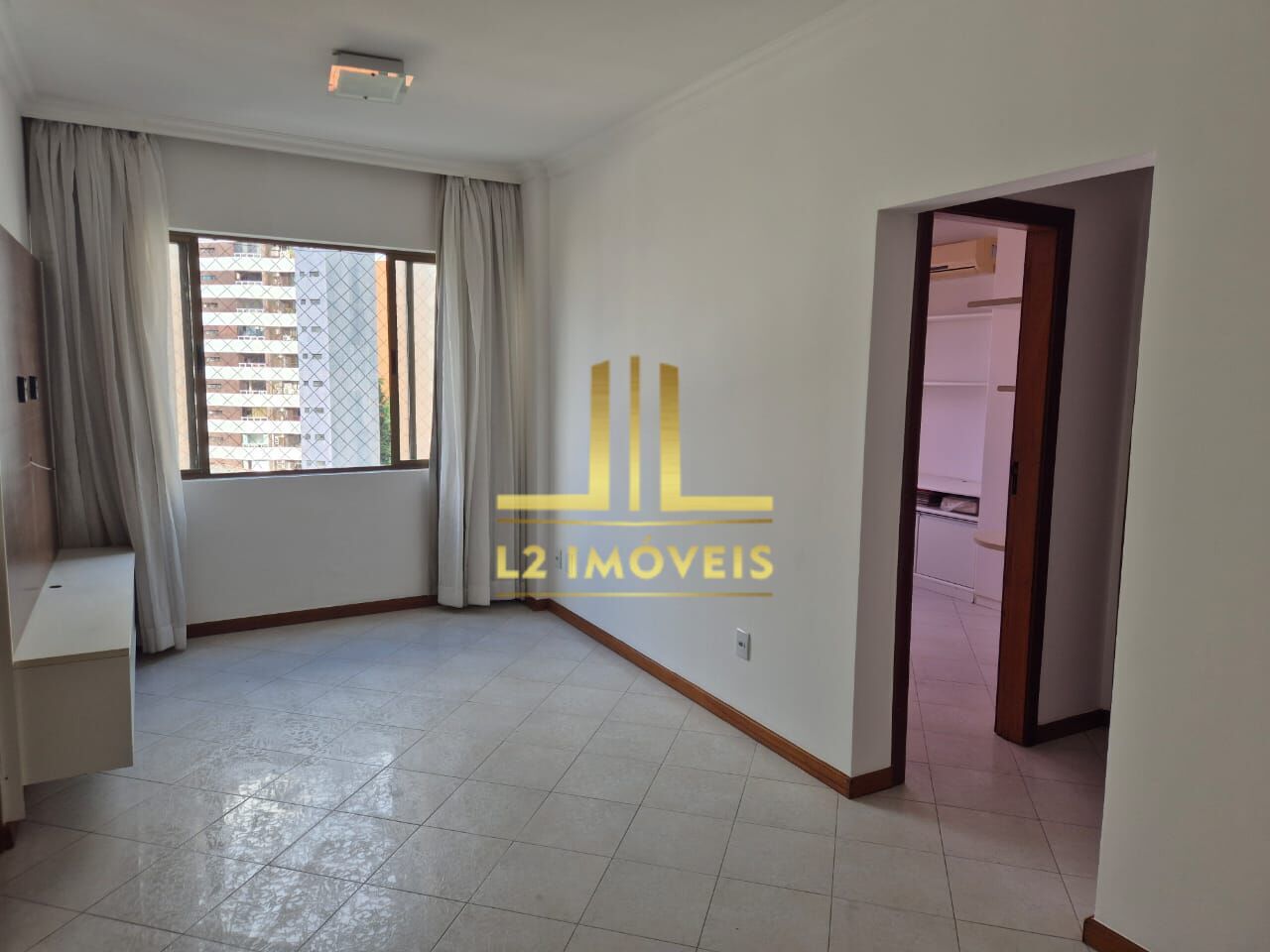 Apartamento à venda com 2 quartos, 71m² - Foto 2