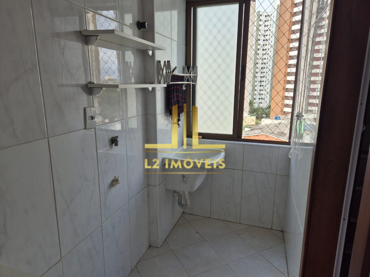 Apartamento à venda com 2 quartos, 71m² - Foto 18