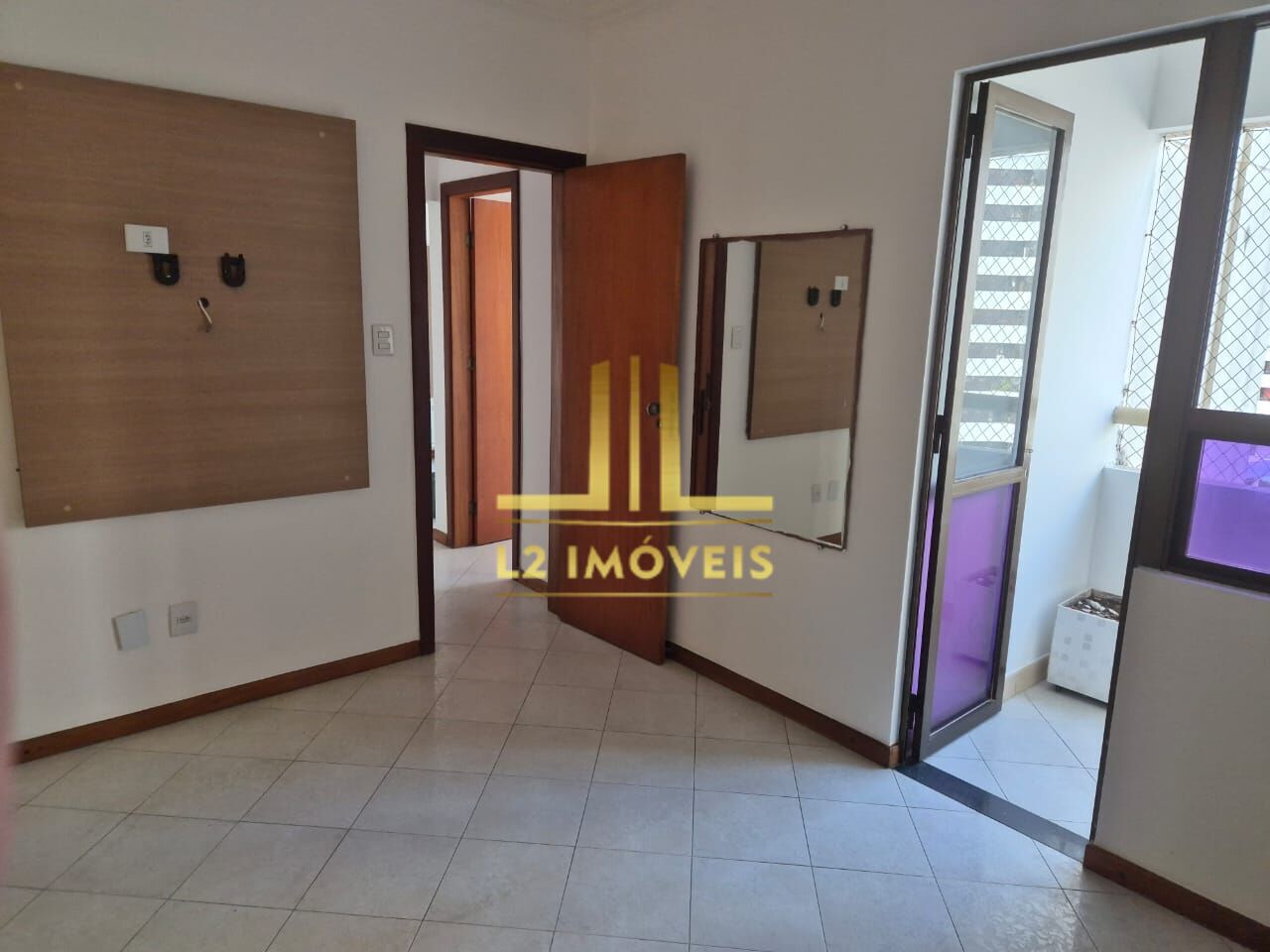 Apartamento à venda com 2 quartos, 71m² - Foto 4