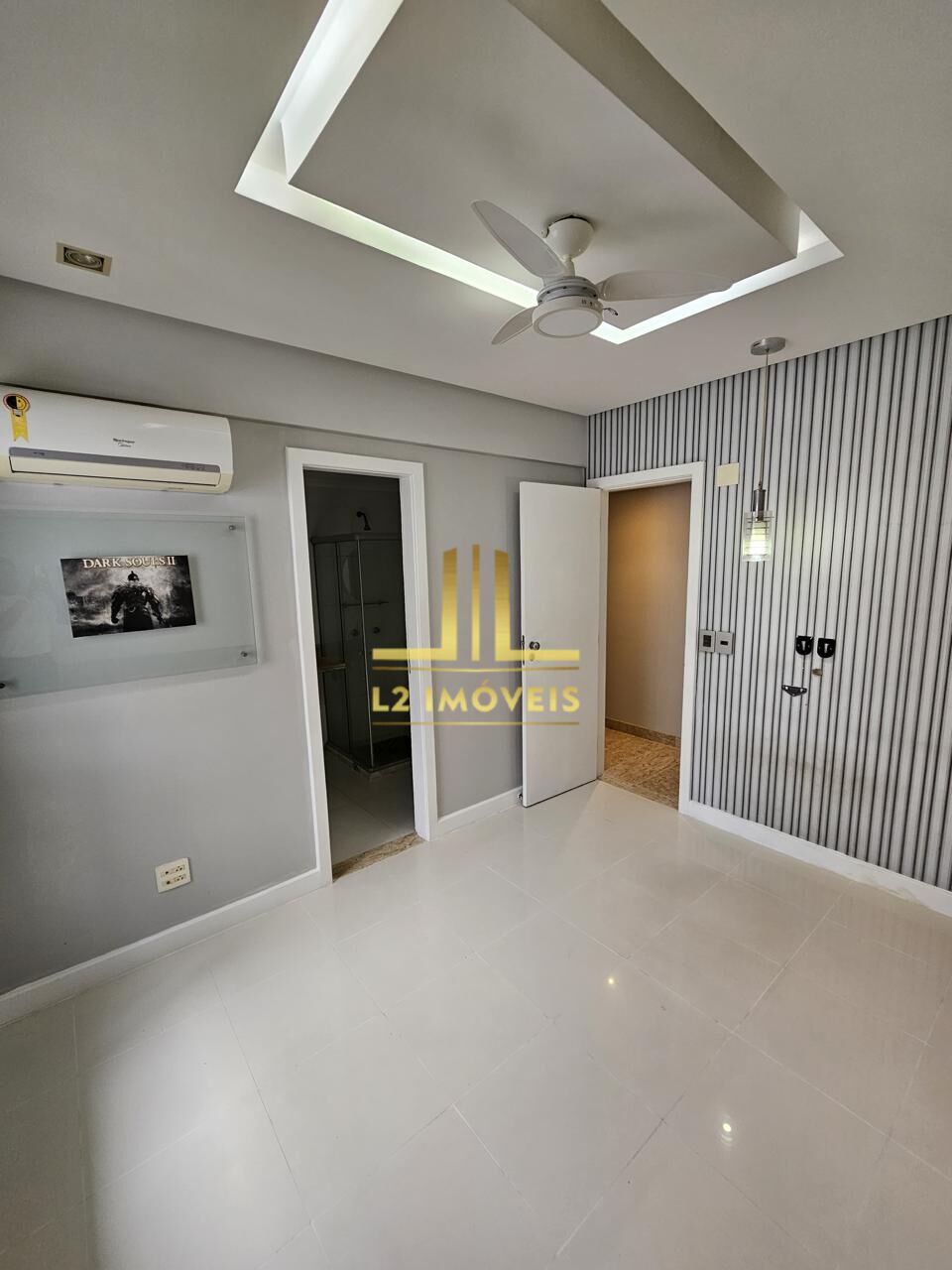 Apartamento à venda com 3 quartos, 193m² - Foto 18