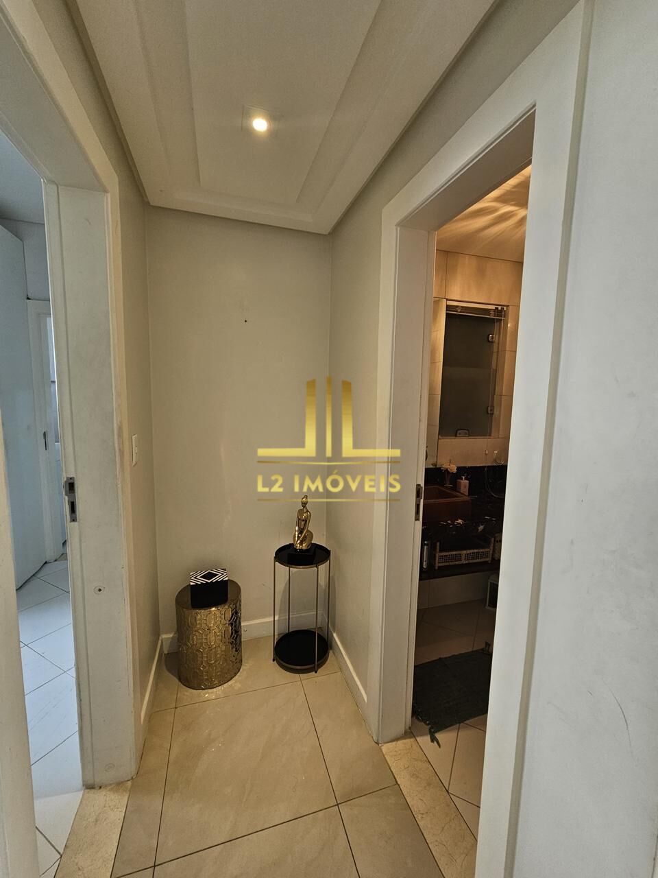 Apartamento à venda com 3 quartos, 204m² - Foto 18