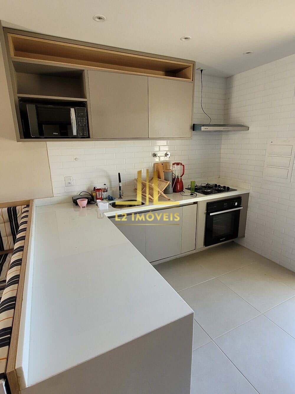 Apartamento à venda com 3 quartos, 110m² - Foto 4