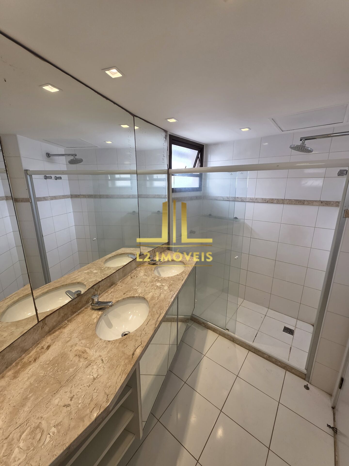 Apartamento à venda com 3 quartos, 185m² - Foto 25