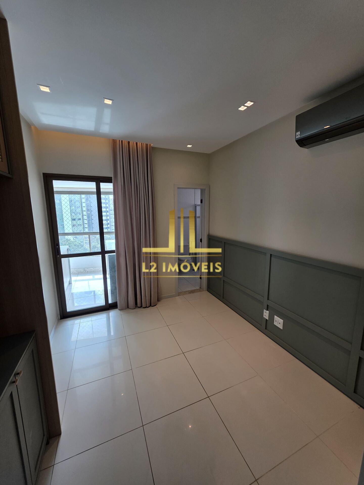 Apartamento à venda com 3 quartos, 185m² - Foto 19