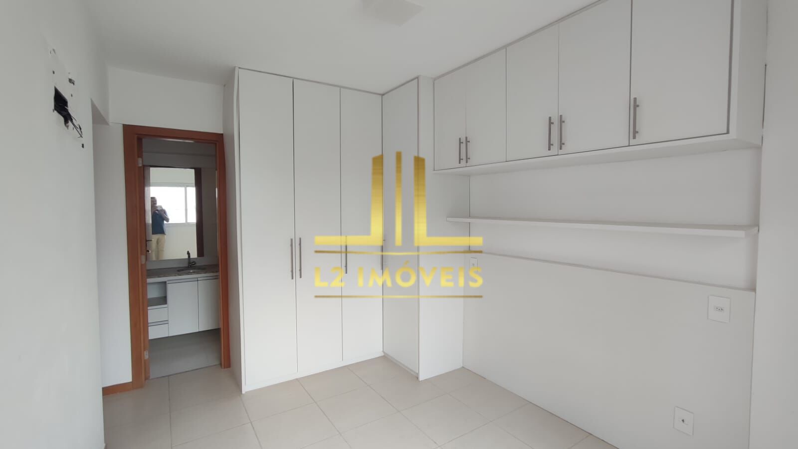 Apartamento à venda com 2 quartos, 62m² - Foto 6