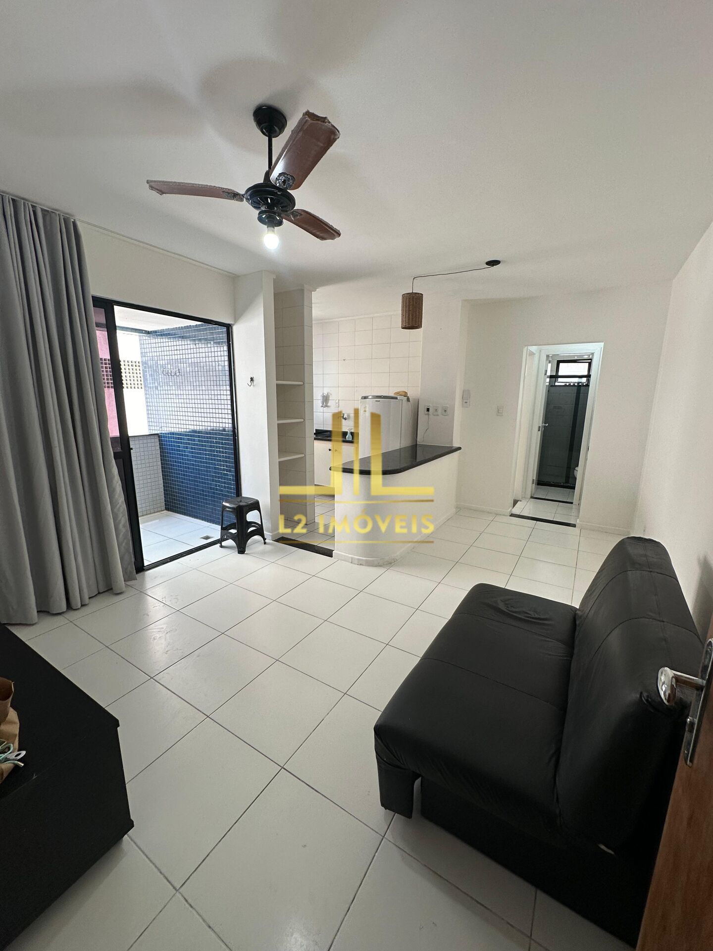 Apartamento à venda com 1 quarto, 50m² - Foto 3