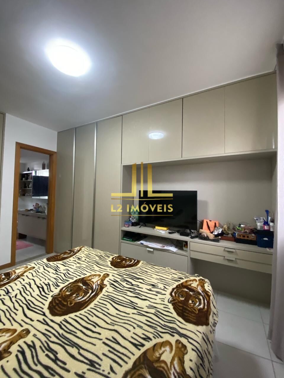 Apartamento à venda com 4 quartos, 145m² - Foto 13