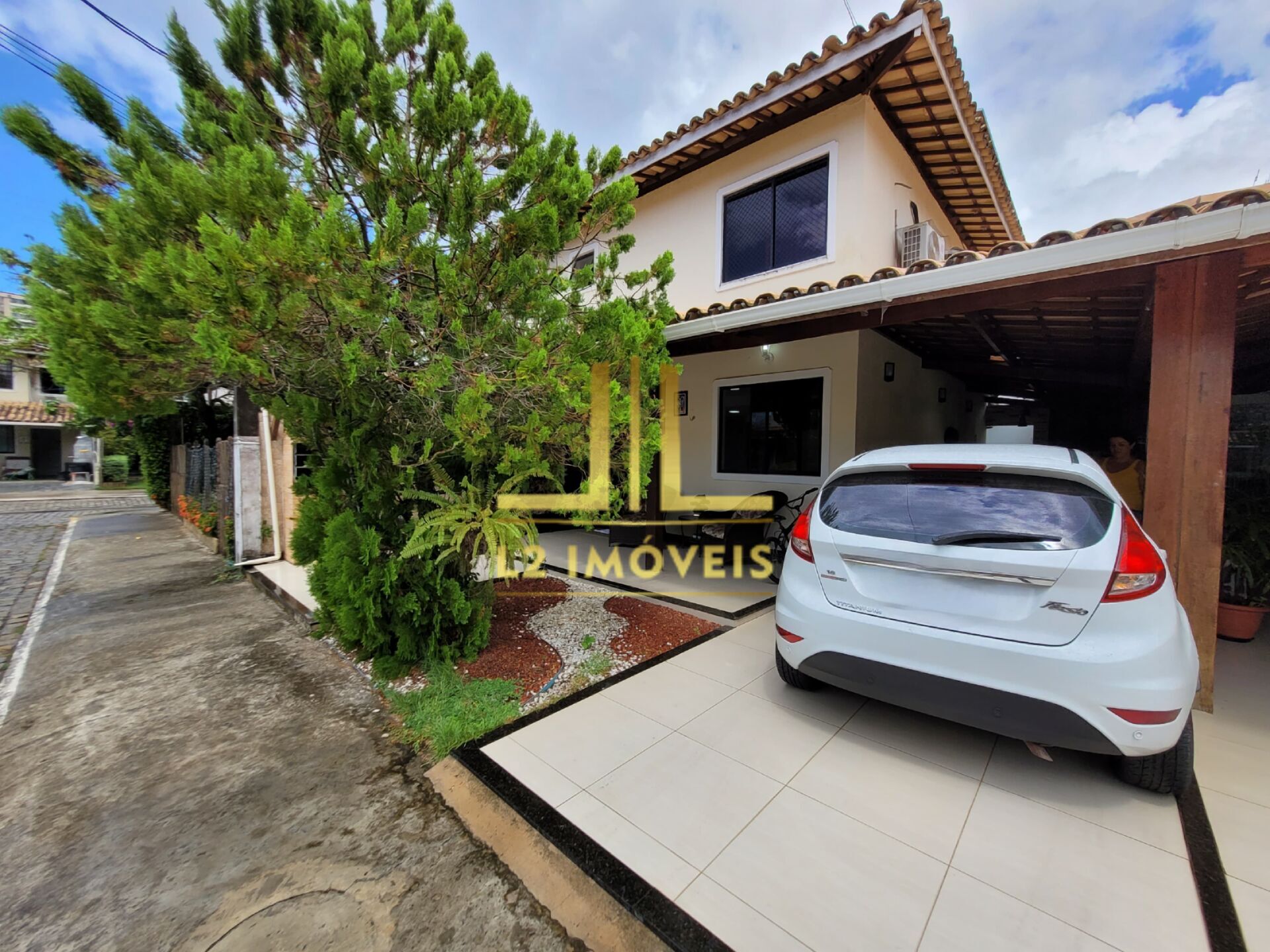 Casa à venda com 4 quartos, 160m² - Foto 4