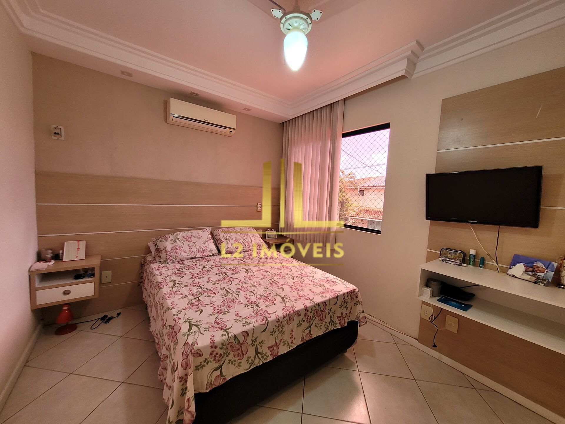 Casa à venda com 4 quartos, 160m² - Foto 13